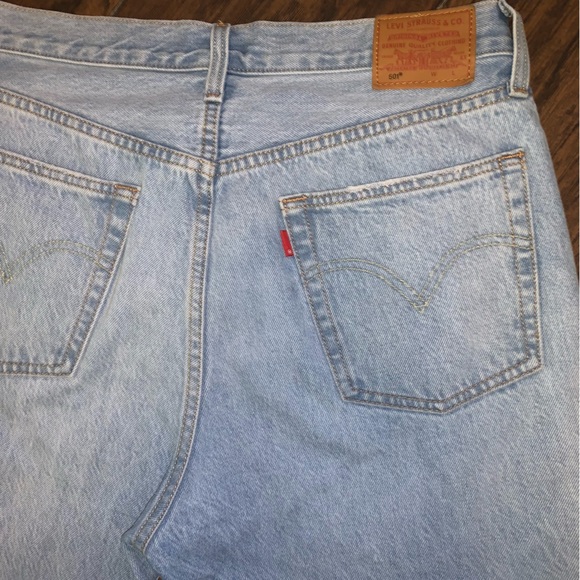 Levi’s 501 shorts - Picture 3 of 3